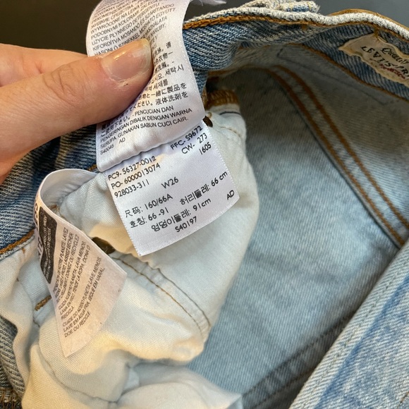 Levi’s Jean shorts size 26 - Picture 4 of 4